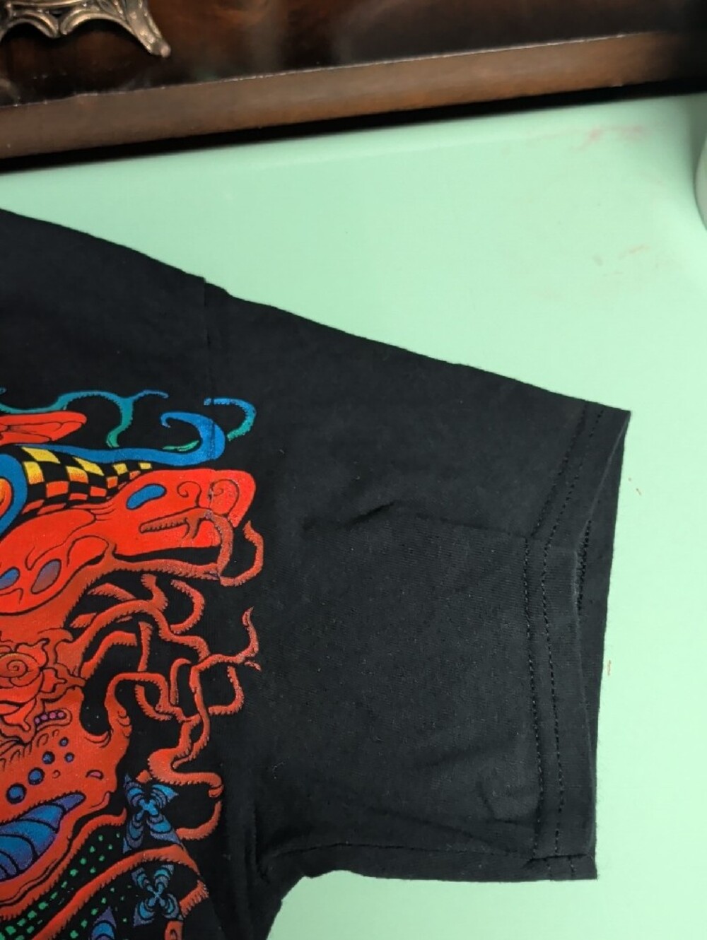 Men's Black Graphic T-Shirt with Multicolor Psychedelic Lion - Picture 5 of 7